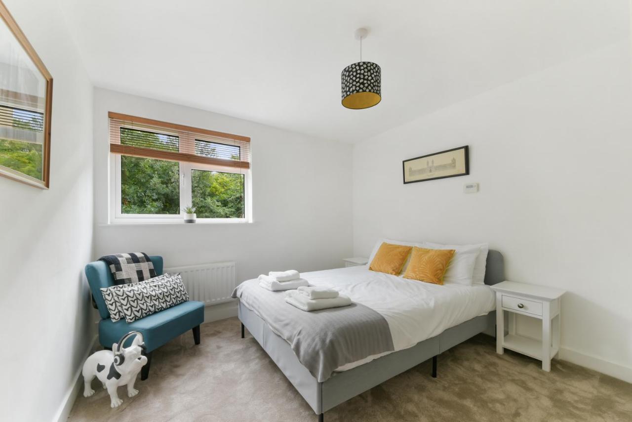 Spacious, Quiet And Modern *