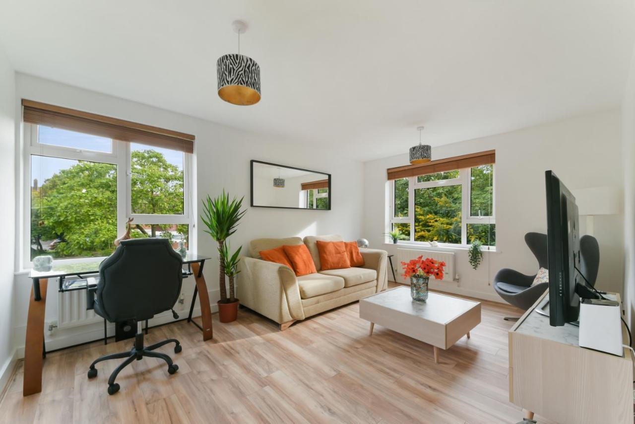 Spacious, Quiet And Modern Apartment