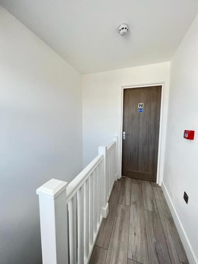 Studio Apartment *