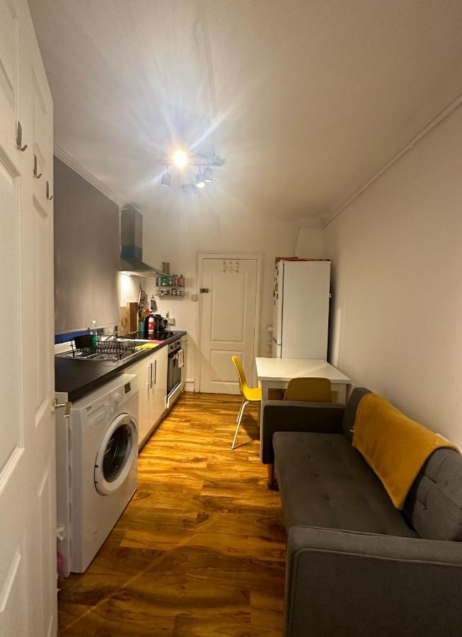 1 Bedroom Flat In Notting Hill, Portobello Apartamento Londres