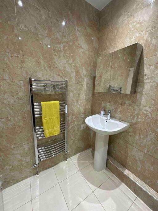 Appartement Ground Floor *
