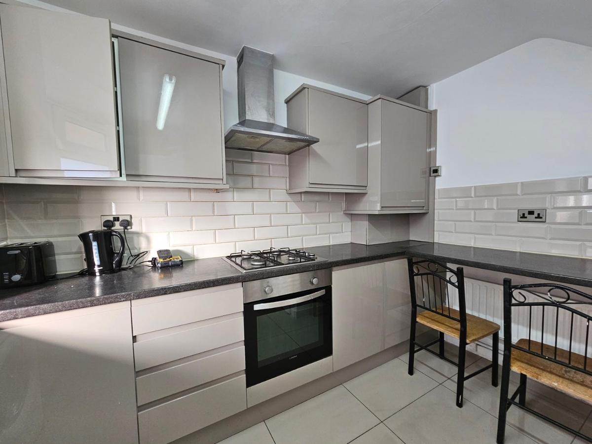 Towerhill Homestay London