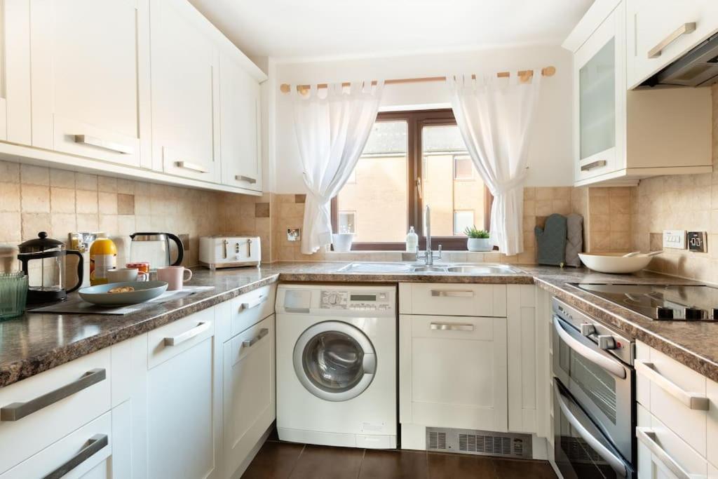 Wapping - Tobacco Docks - Modern Flat * Londen
