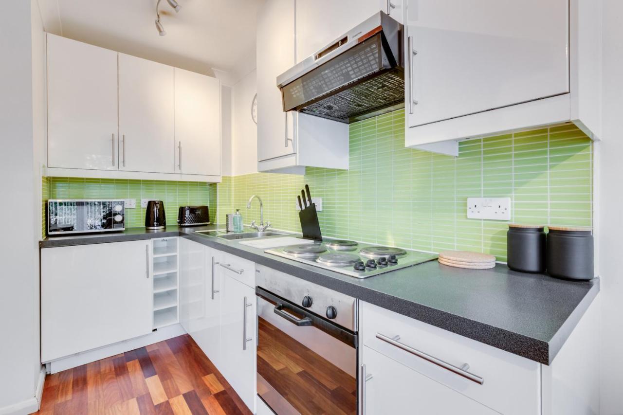 Visit London 1 Bed Flat- Canary Wharf Close To River Thames Appartement *