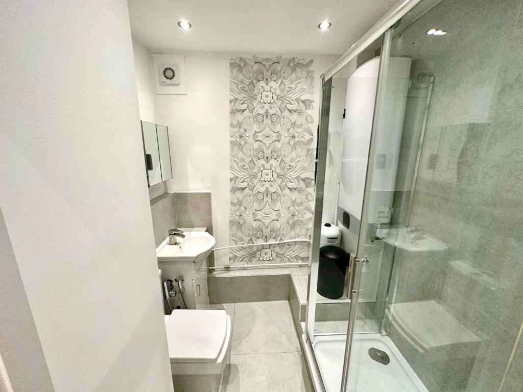 Accommodatie bij particulieren 2 Minutes From Hyde Park, Private F *