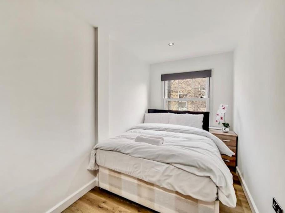Flat 7 Mornington Crescent, 2 Bedroom, 1 Bathroom Flat London