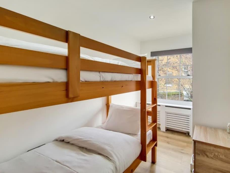 Apartment Flat 7 Mornington Crescent, 2 Bedroom, 1 Bathroom Flat London