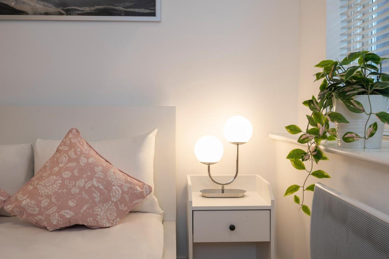 Turnmill Apartment London