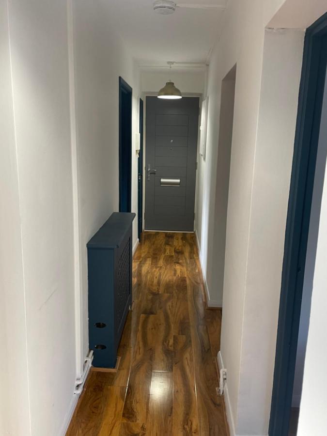 Appartement Elegant 2 Bedroom Flat In Chiswick Near Tube Stations *