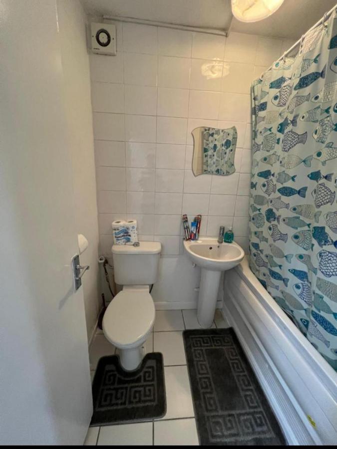 Spacious One Bedroom Edgeware Road Central