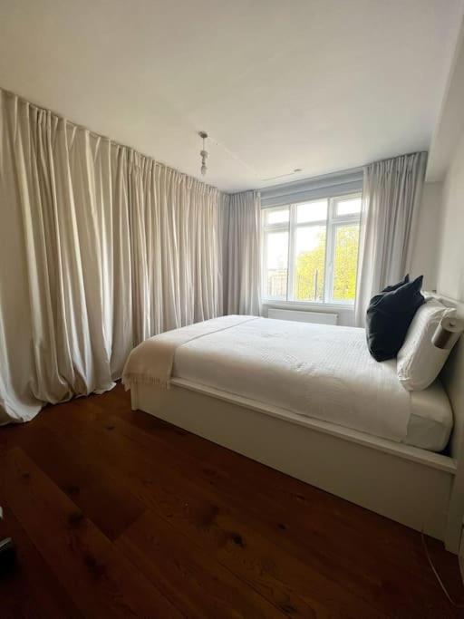 Apartment Trendy Brixton Residence! London