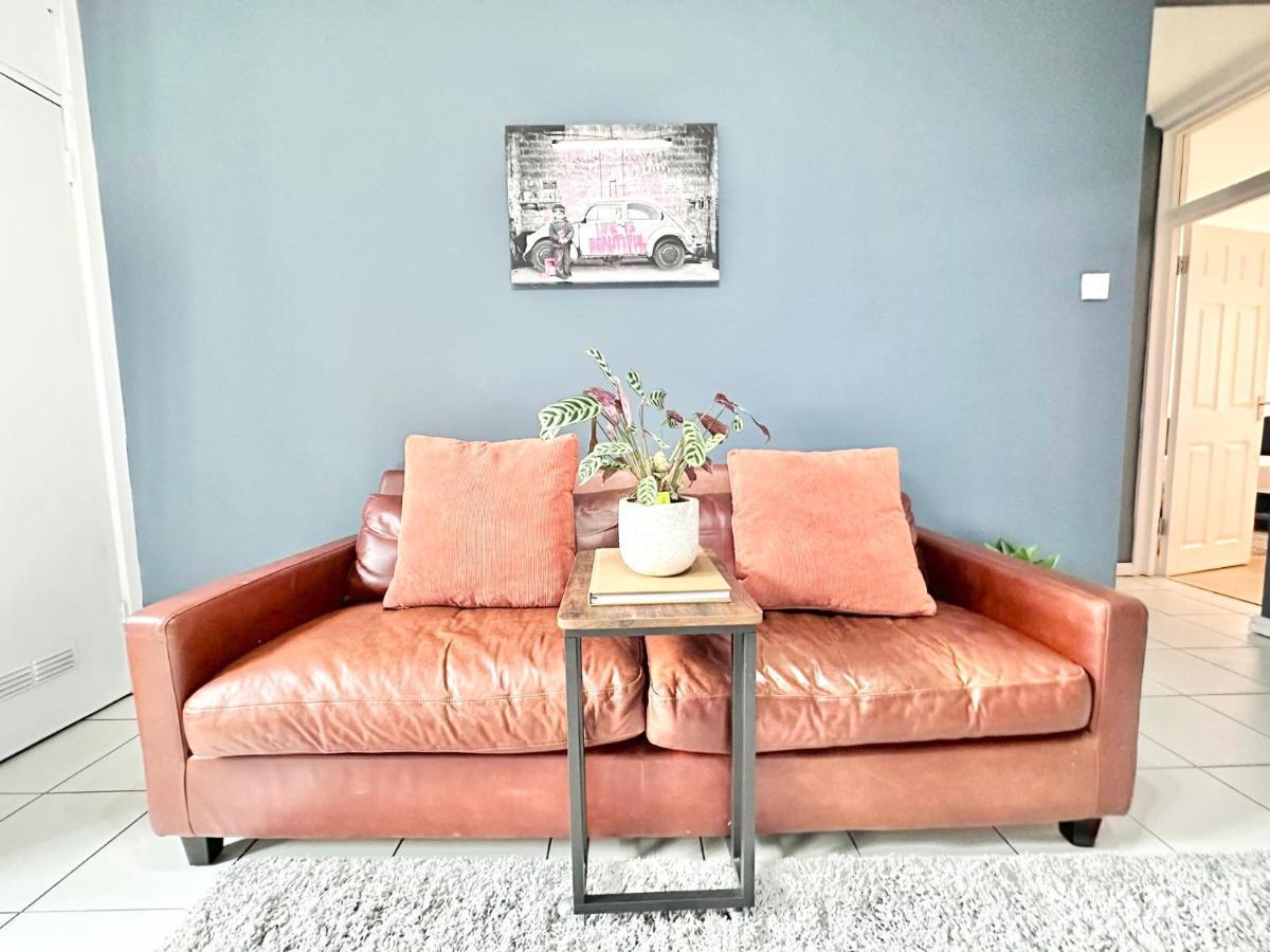 Apartamento Suave Luxury Apartment, Sleeps Five, In The Heart Of London, Minutes From Kings Cross Station And The Brunswick Shopping Centre *
