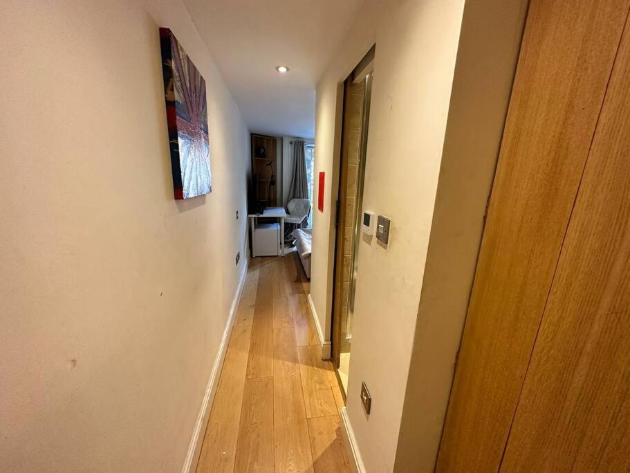 Grade Ii Listed Balconied 3-bed Mezzanine Kensington Flat Apartment