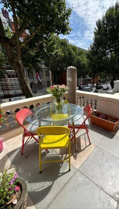 Grade Ii Listed Balconied 3-bed Mezzanine Kensington Flat Apartment *