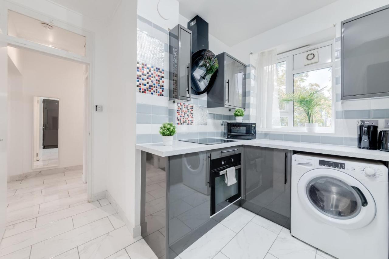 Deluxe 1 Bed - Battersea, Nine Elms & Vauxhall *
