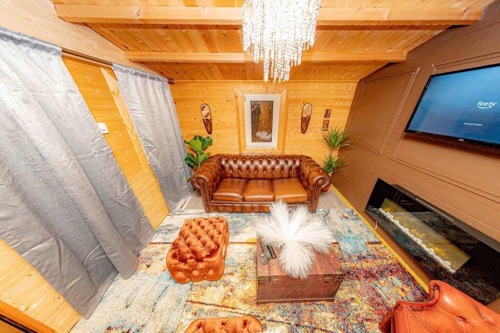 Unique W/garden Hot Tub, Sauna & Cinema London