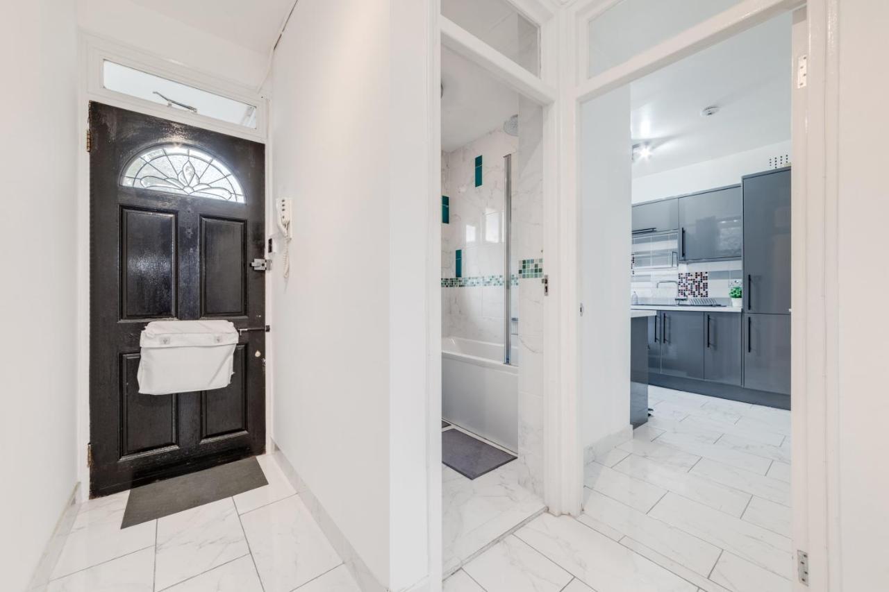 Deluxe 1 Bed - Battersea, Nine Elms & Vauxhall *