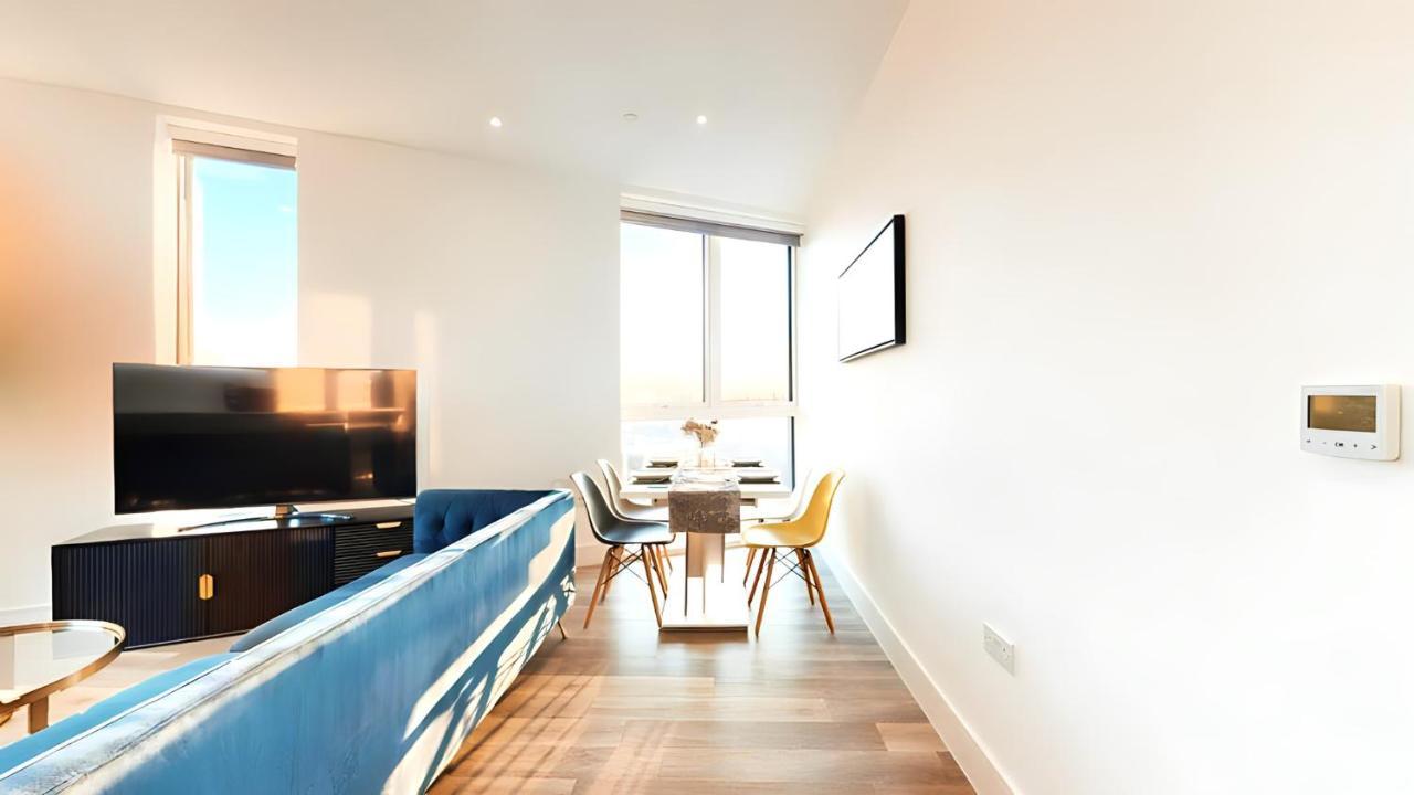 Appartement View 2-bed Battersea Penthouse - Underground Parking