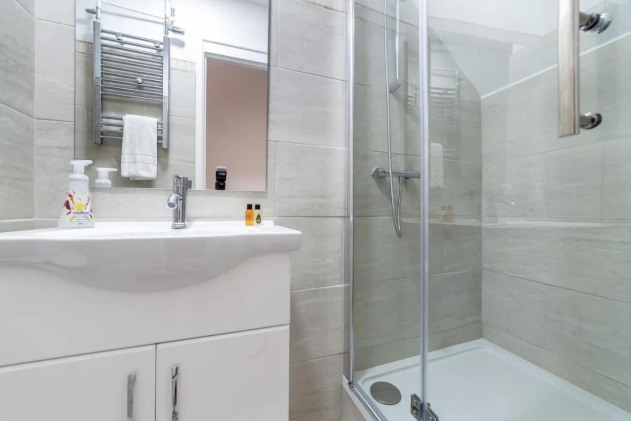 Peaceful Renovated 5bdr House Wgarden Apartment