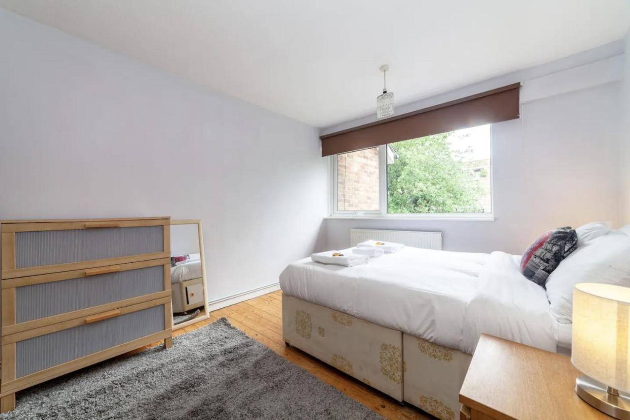 Peaceful Renovated 5bdr House Wgarden Apartment London