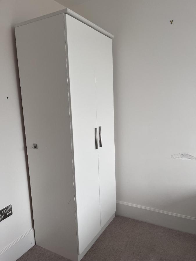 Lovely Charming 2-bedroom In Bow