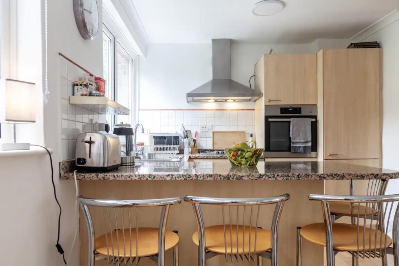 Apartment Peaceful Renovated 5bdr House Wgarden London