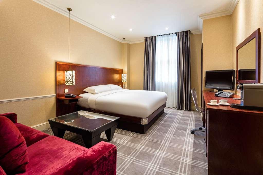 Radisson Blu Hotel, South Kensington - Formerly Vanderbilt Hotel 4*