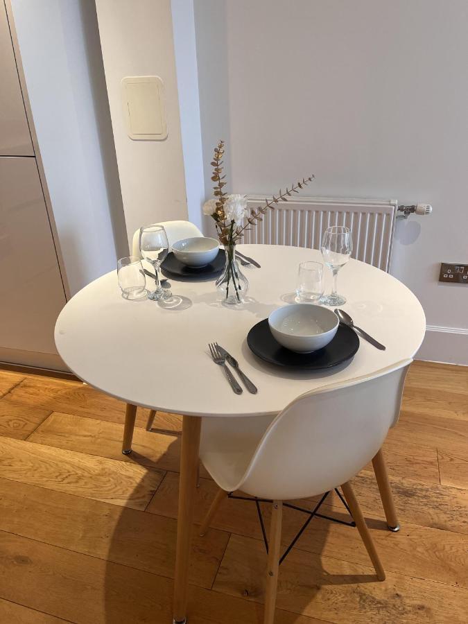Lovely Charming 2-bedroom In Bow * London