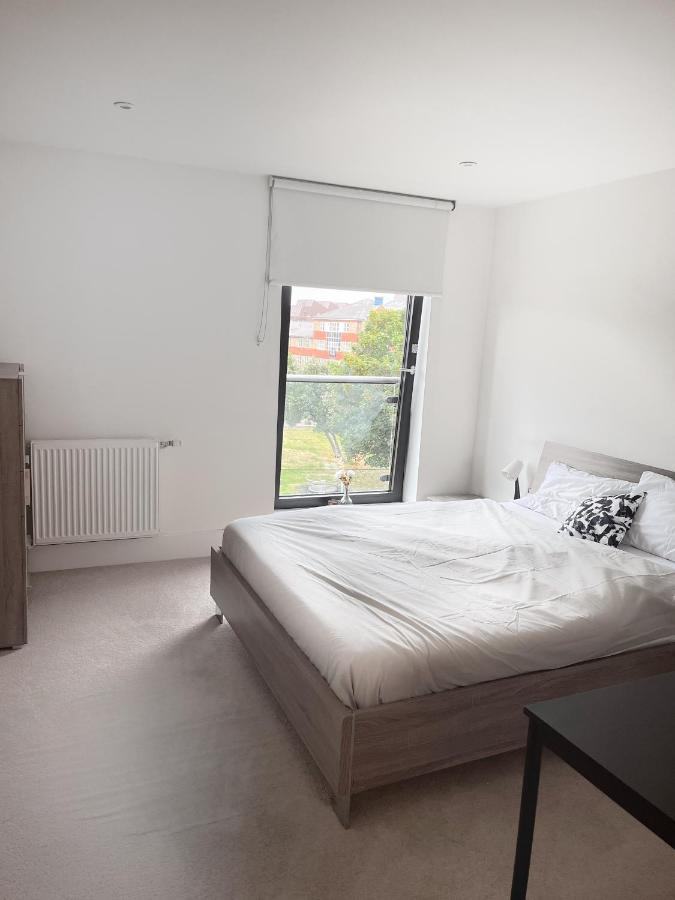 Lovely Charming 2-bedroom In Bow London