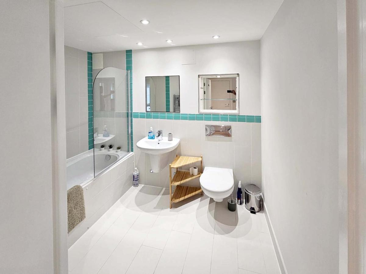 Appartement Beautiful 2 Bedroom Flat In Battersea Londen
