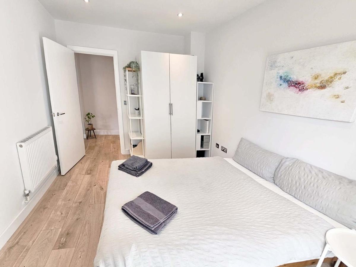 Appartement Beautiful 2 Bedroom Flat In Battersea Londen