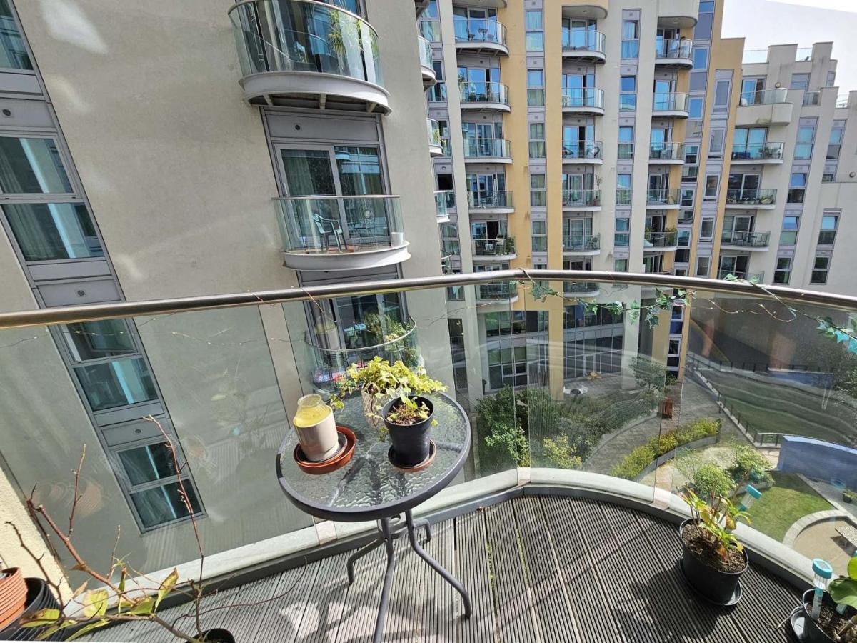 Beautiful 2 Bedroom Flat In Battersea Londen