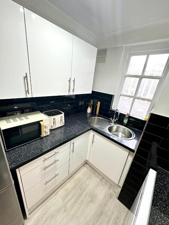 Apartment Vibrant 2-Bedroom Flat With Elevator In Marylebone, Close To Hyde Park & Edgware Road *