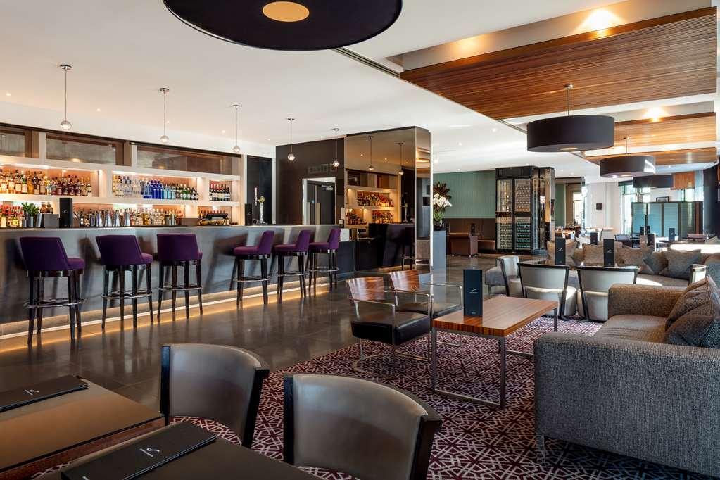 Radisson Blu Edwardian New Providence Wharf Hotel *