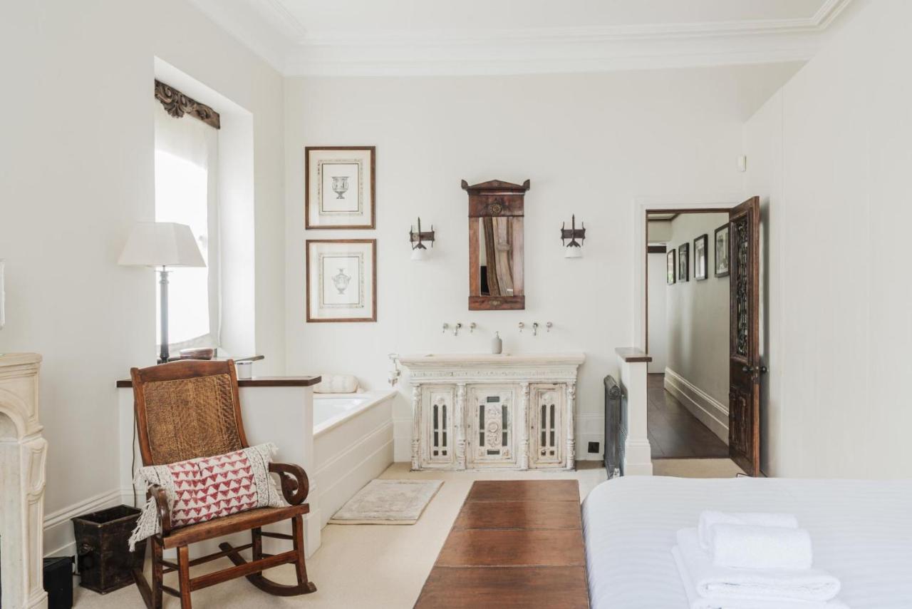 A Chelsea Retreat - 2 Bedroom With Garden And Parking London