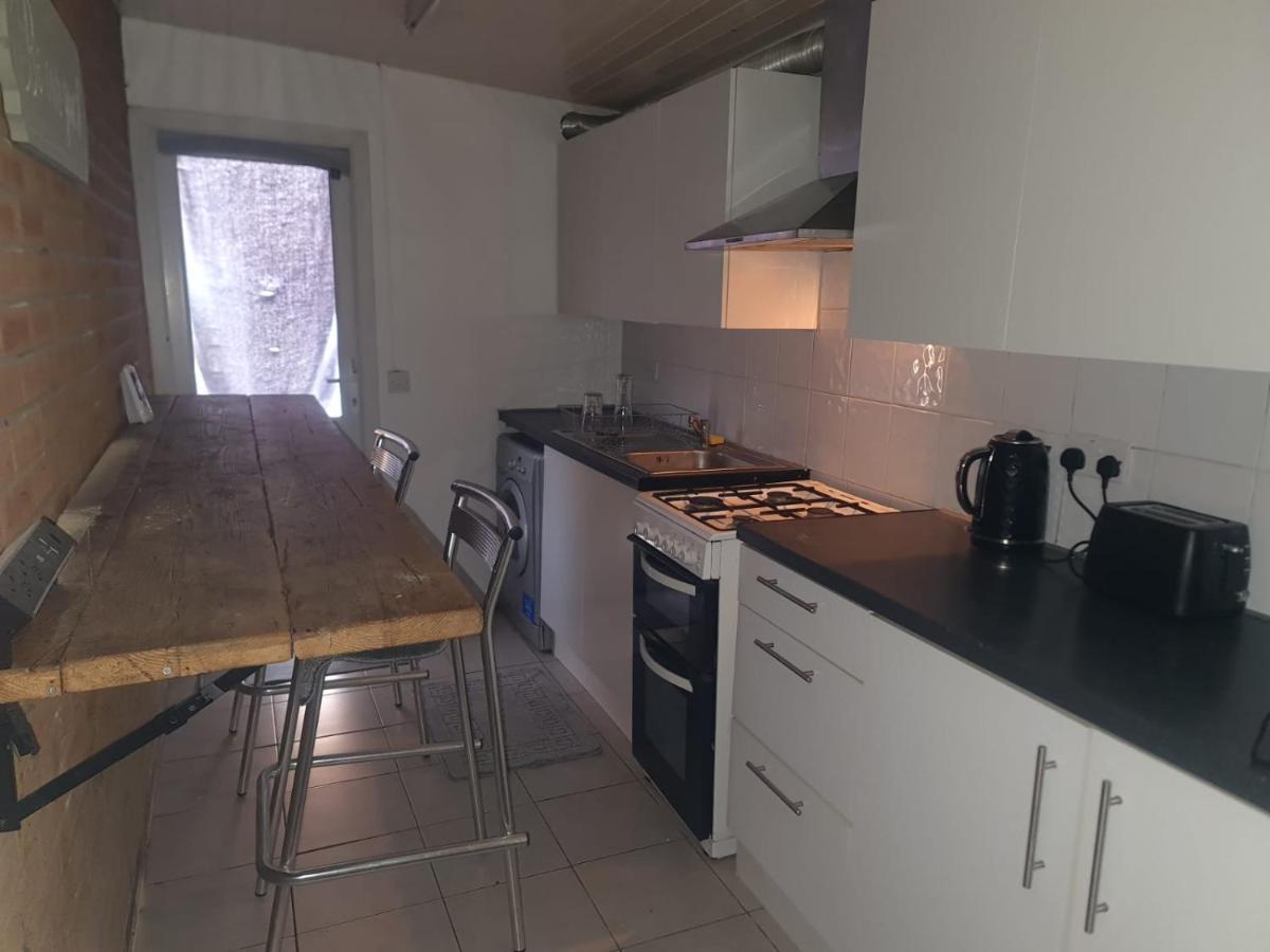 One Bedroom With Garden