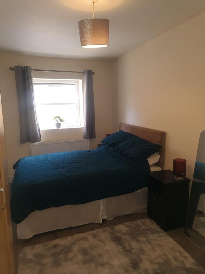 One Bedroom With Garden Apartment *