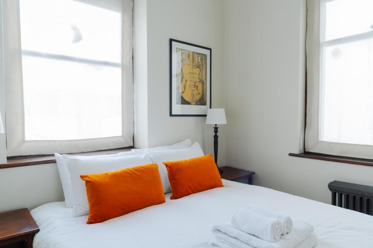 A Chelsea Retreat - 2 Bedroom With Garden And Parking Apartment