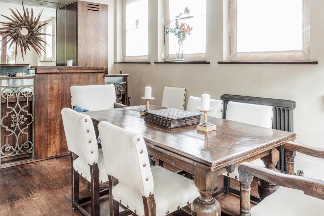A Chelsea Retreat - 2 Bedroom With Garden And Parking *