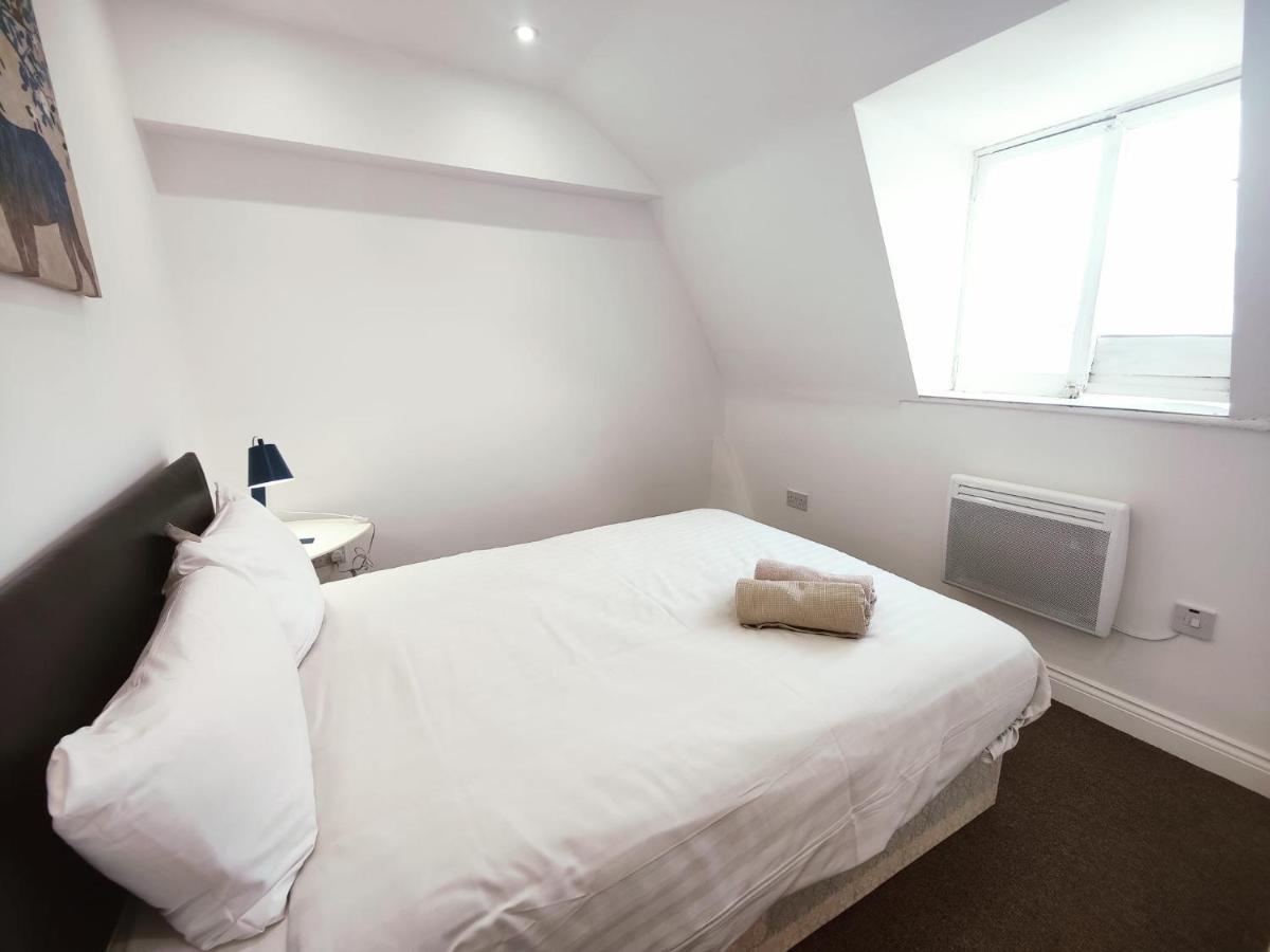 3 Bed Flat Close To Liverpool St & Brick Lane * Londen
