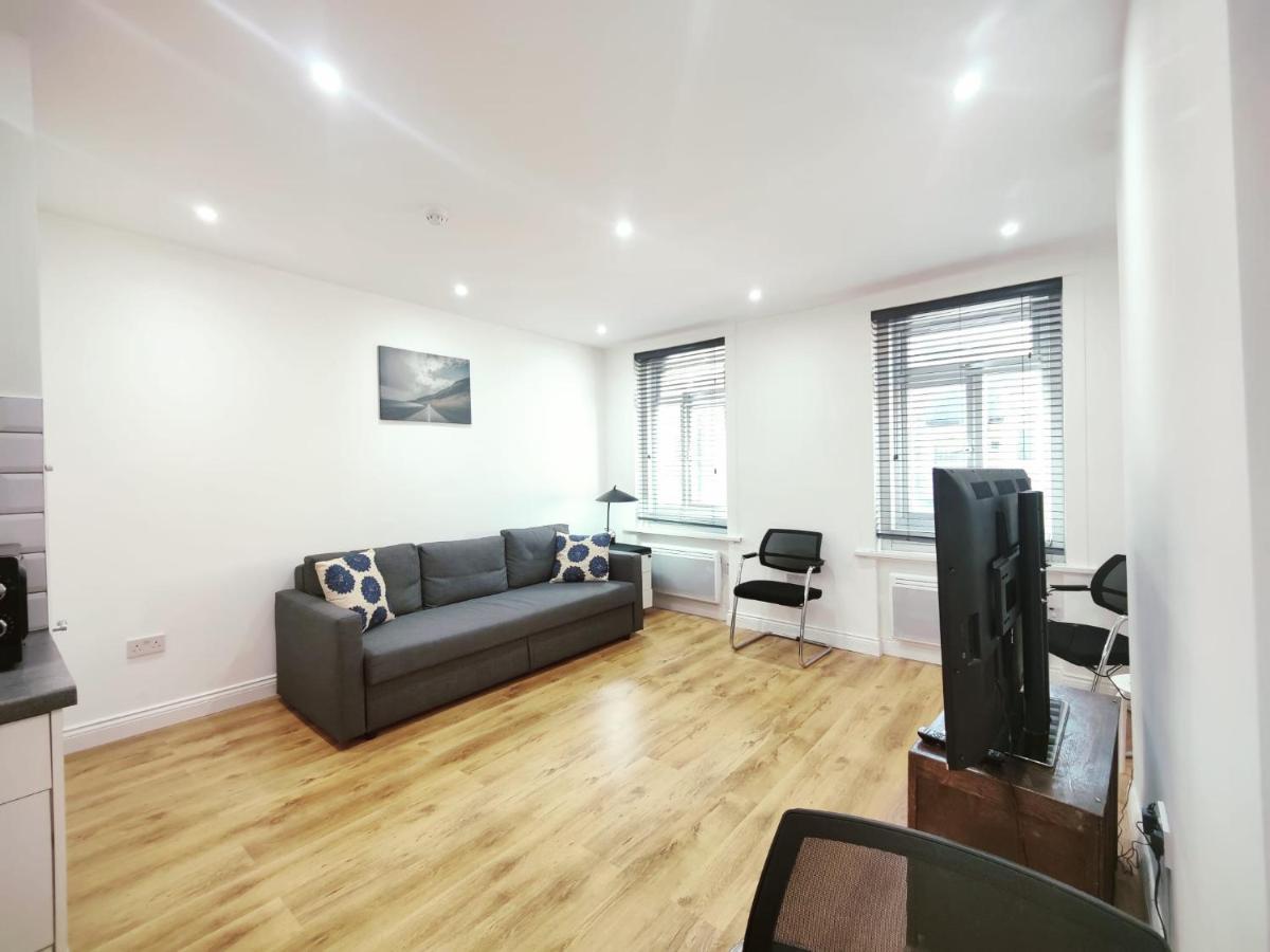 3 Bed Flat Close To Liverpool St & Brick Lane *