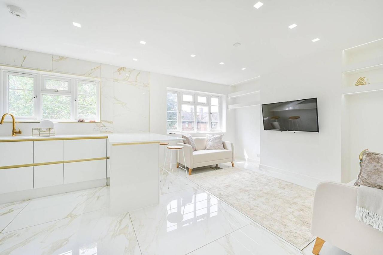 Premium Private Minutes To Central Appartement Londen