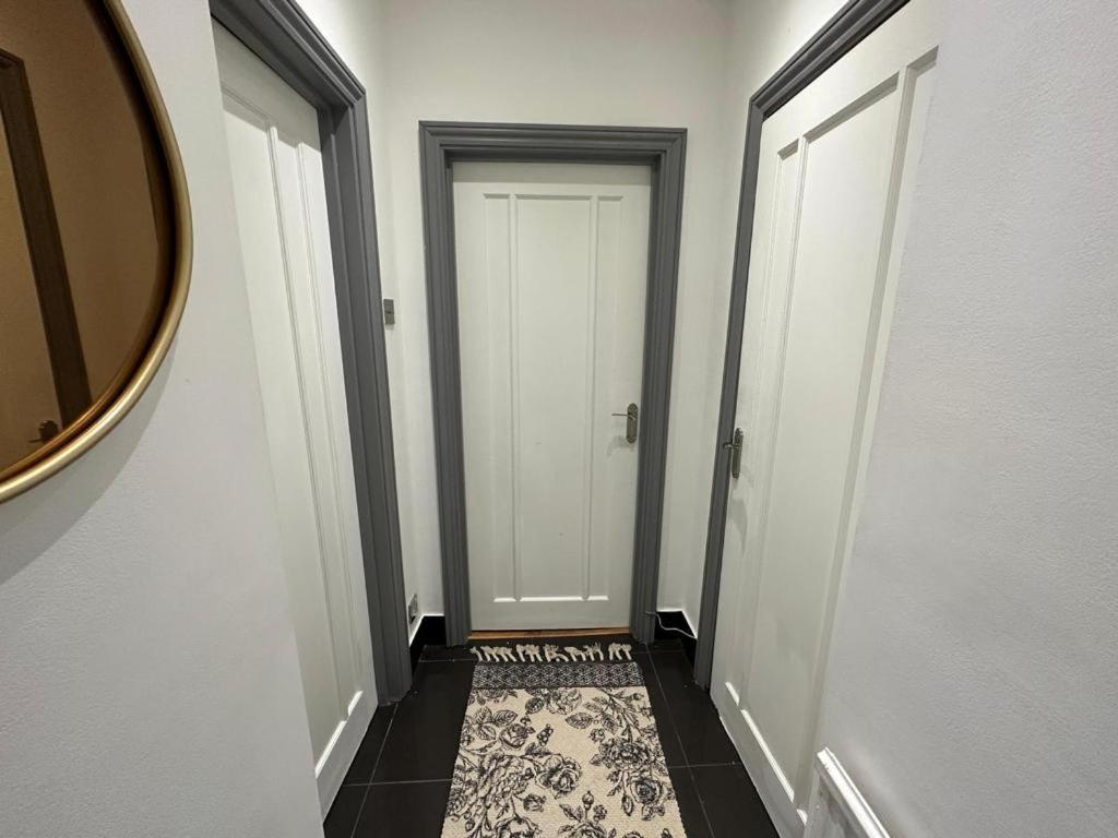Apartment Stylish 1-bedroom And Living In London