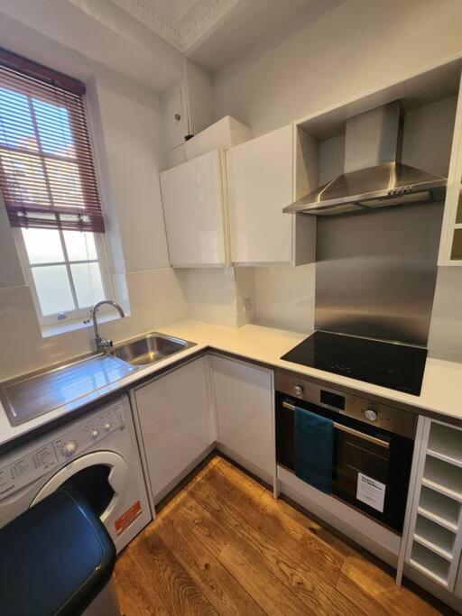 2 Bedroom Luxury Knightsbridge * Londres