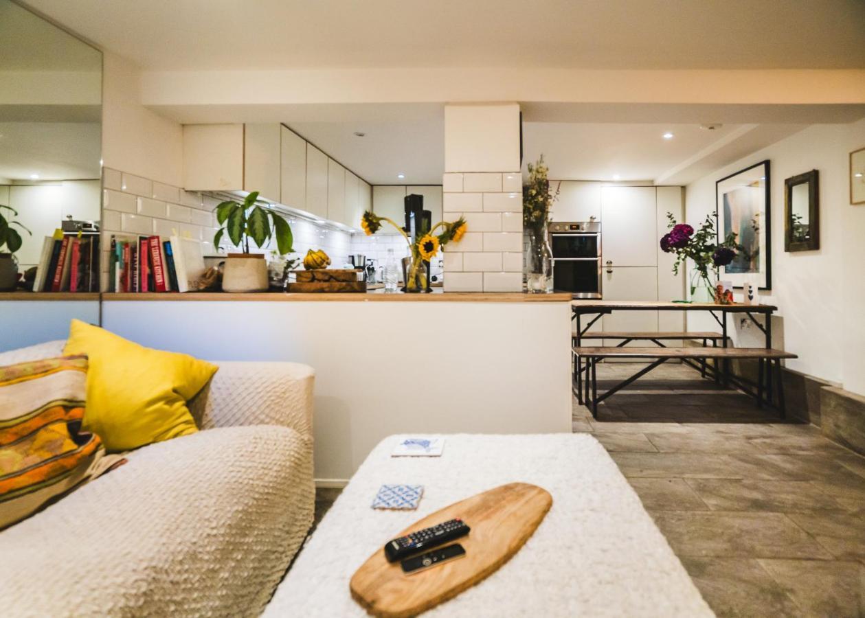 Stunning 2br, Split-level Flat W Garden, Deptford *