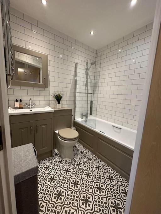 Bright & Beautiful 1 Bedroom Flat In Bridge Appartement *