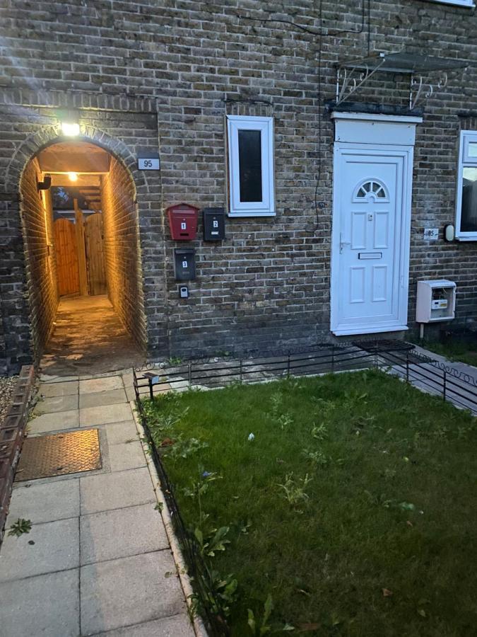 Apartment Grangemill Garden Annex London