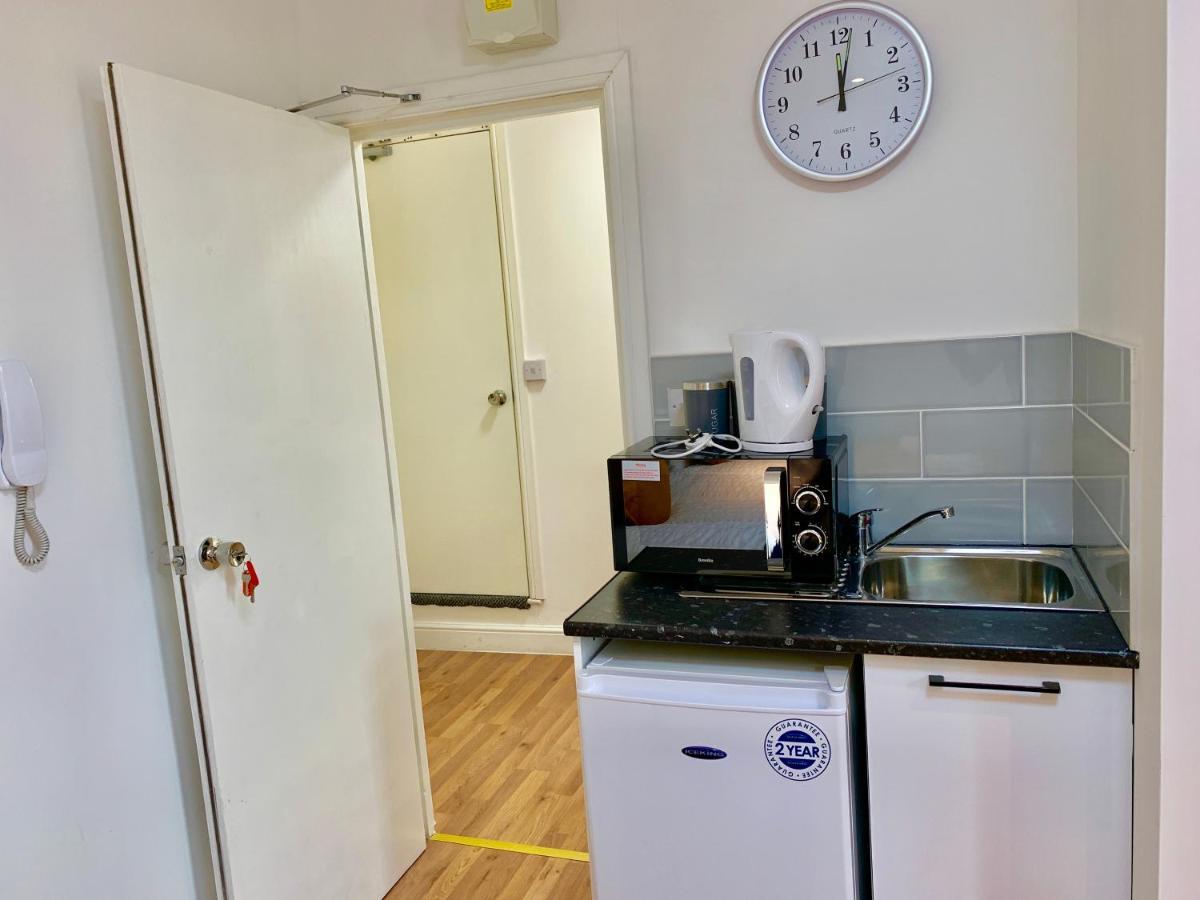 Apartments, Private Bathroom, Kitchenette, Parking, Np5 Apartment