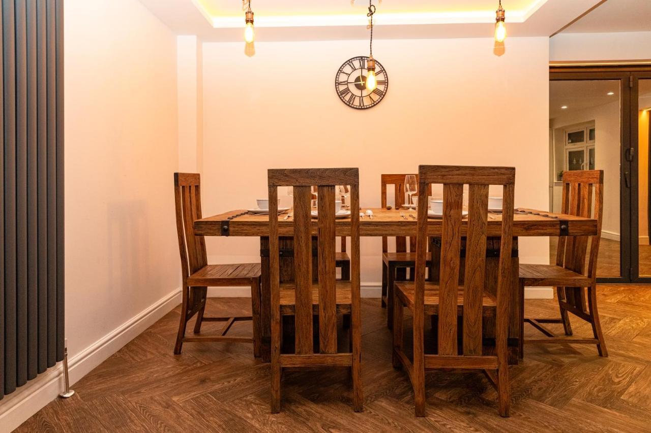 Bonneville House, Private Jacuzzi And Modern Interior * London