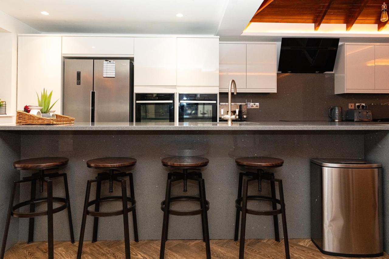 Holiday home Bonneville House, Private Jacuzzi And Modern Interior London